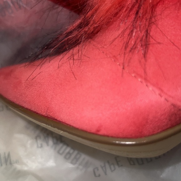 BNIB Cape Robbin Faux Fur Pink booties - Picture 9 of 9